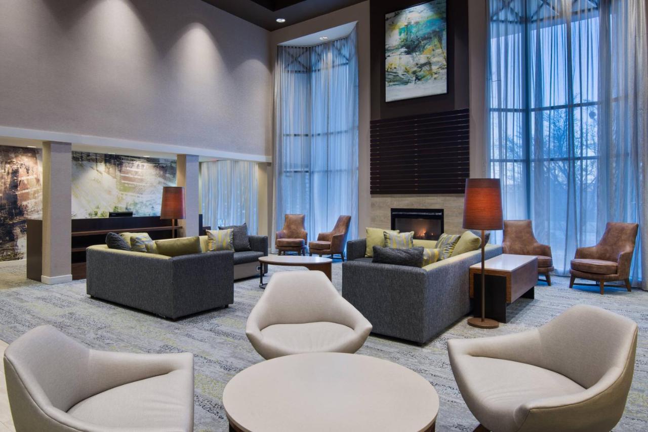 Courtyard By Marriott Springfield Airport Exterior foto