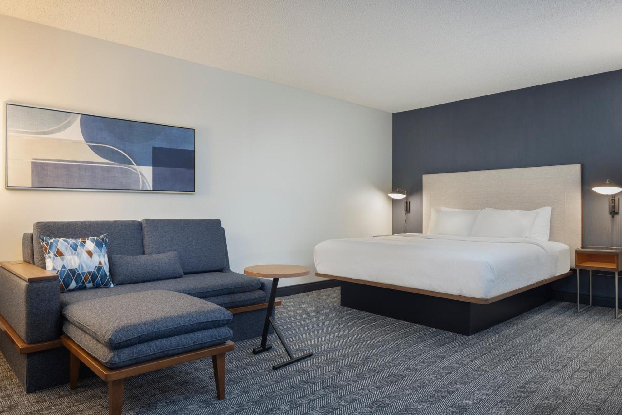 Courtyard By Marriott Springfield Airport Exterior foto