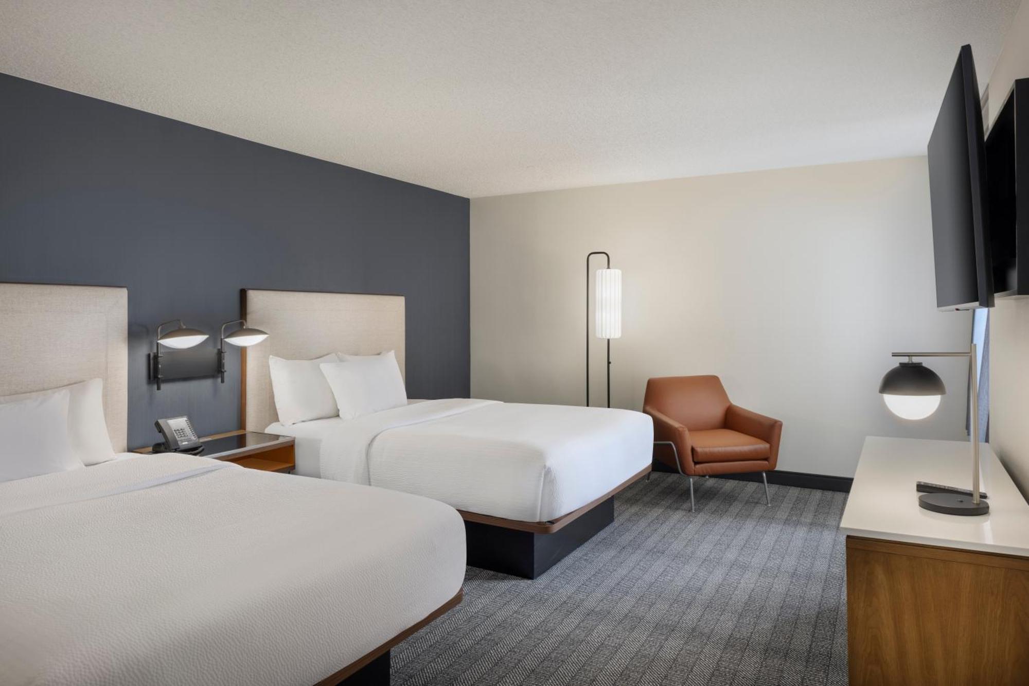 Courtyard By Marriott Springfield Airport Exterior foto